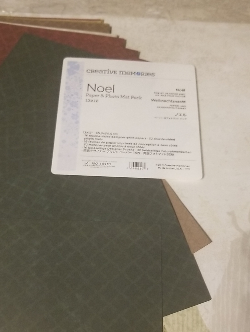 Creative Memories Noel Paper & Photo Mat Pack